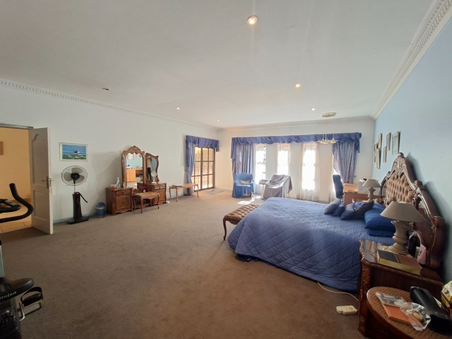 5 Bedroom Property for Sale in Baysvalley Free State